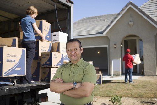 Secure storage unit options in Harlington