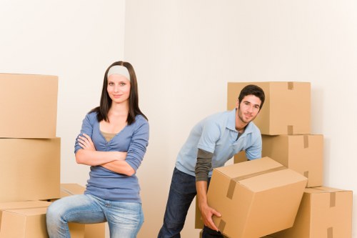 Residential home move with storage support in Harlington
